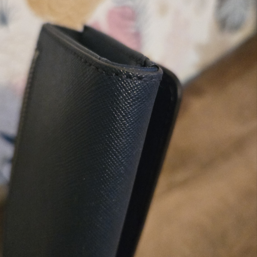 MK Wallet - Picture 5 of 7